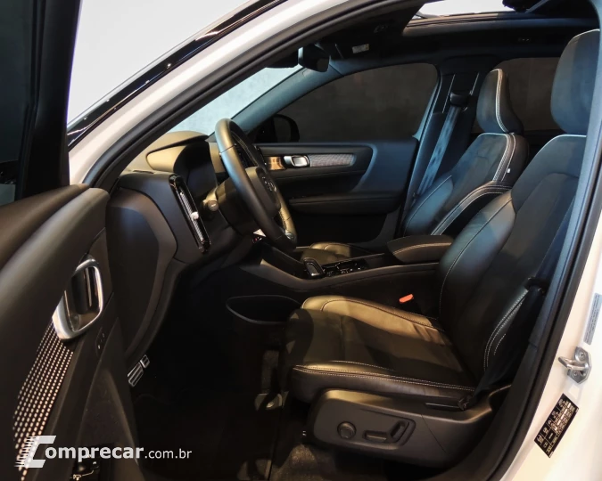 XC40 1.5 T5 Hybrid R-design FWD Geartronic