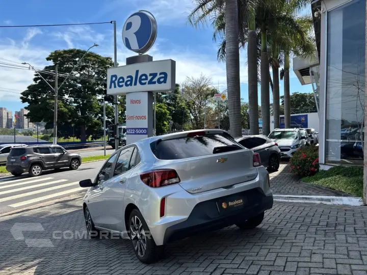 ONIX HATCH PREM. 1.0 12V TB Flex 5p Aut.