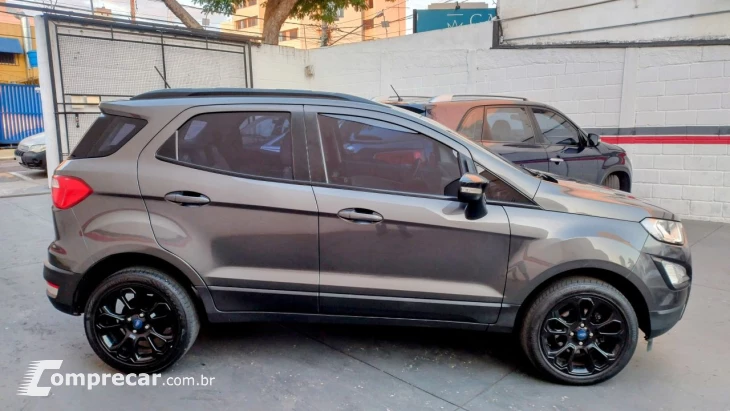 EcoSport TITANIUM 1.5 12V Flex 5p Aut.