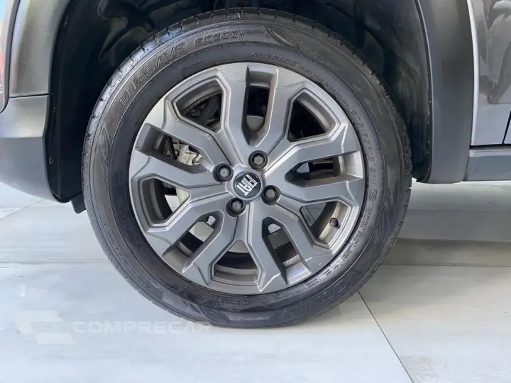 Strada Volcano 1.3 Flex 8V CD Aut.