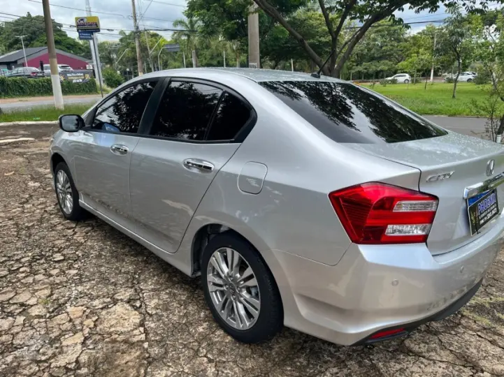 CITY 1.5 EX Sedan 16V