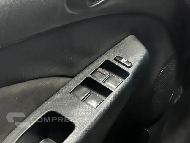ETIOS HATCH - 1.3 X 16V 4P MANUAL