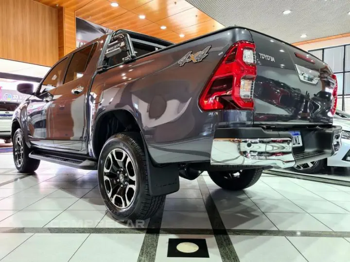 HILUX CD SRX 4X4 2.8 TDI 16V DIESEL AUT