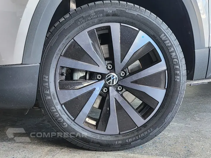 TAOS 1.4 250 TSI TOTAL FLEX HIGHLINE AUTOMÁTICO