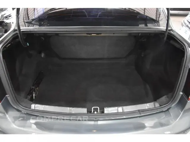 CLASSIC - 1.0 MPFI LS 8V 4P MANUAL