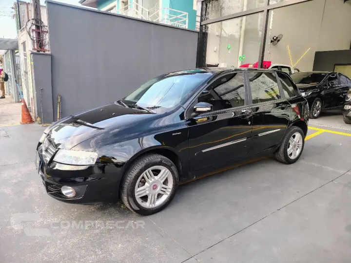 Stilo Dualogic 1.8 Flex 8V 5p