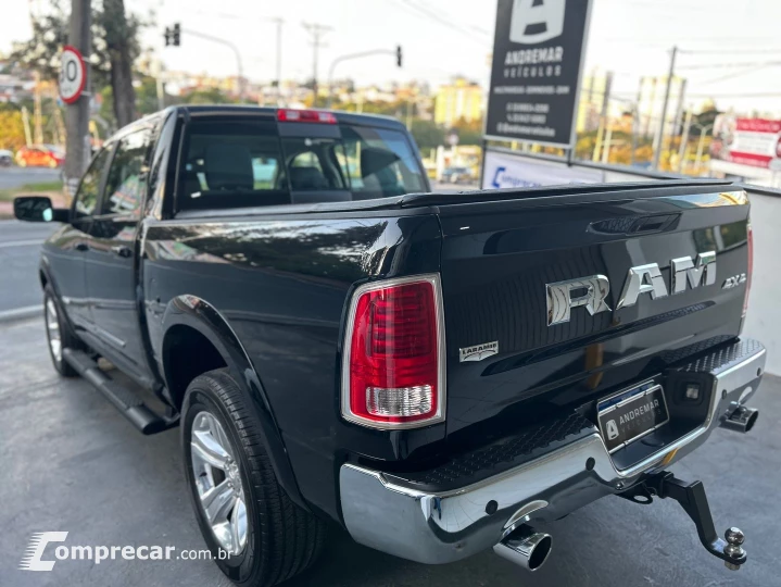 Classic 5.7 V8 Gasolina Laramie Cd 4X4 Automático