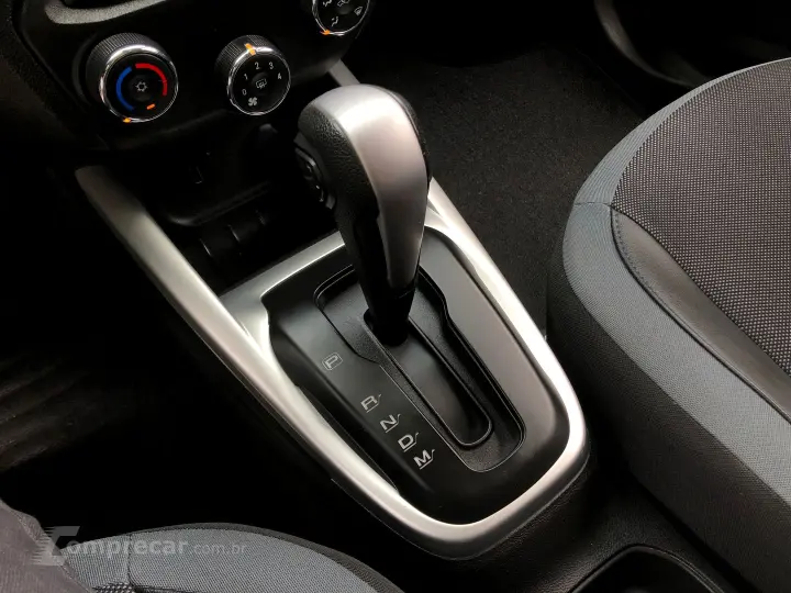 Onix 1.4 Mpfi Activ 8V Flex 4P Automático