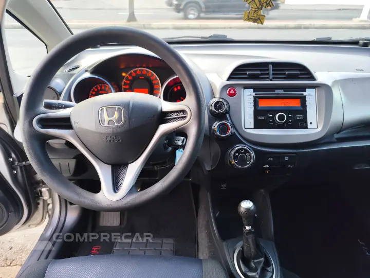 FIT 1.4 LX 16V