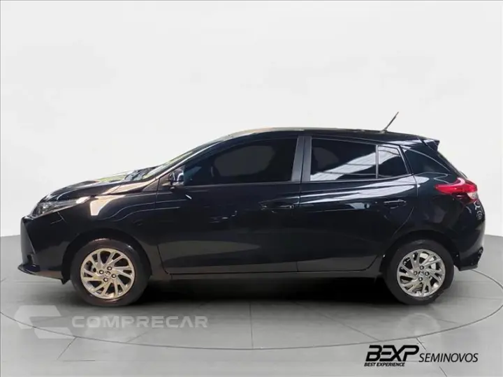 YARIS 1.5 16V XS Connect