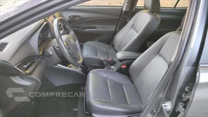 YARIS 1.5 16V FLEX SEDAN XLS CONNECT MULTIDRIVE
