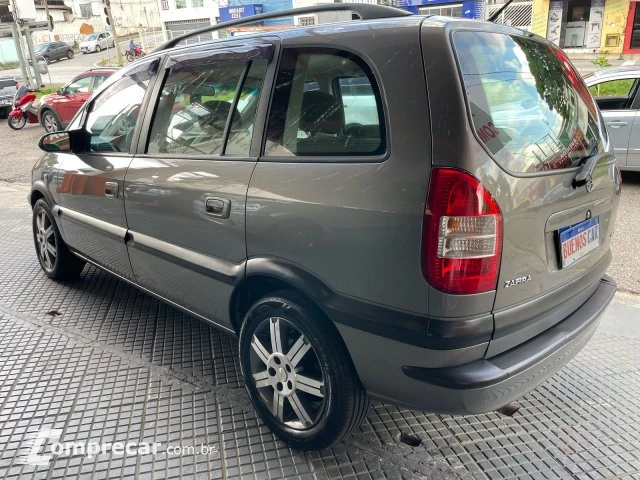 ZAFIRA - 2.0 MPFI 16V 4P AUTOMÁTICO
