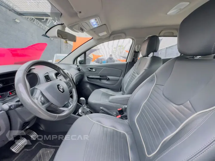 Captur 1.6 16V 4P FLEX SCE INTENSE X-TRONIC CVT