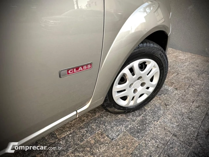 FIESTA 1.6 MPI Class Sedan 8V