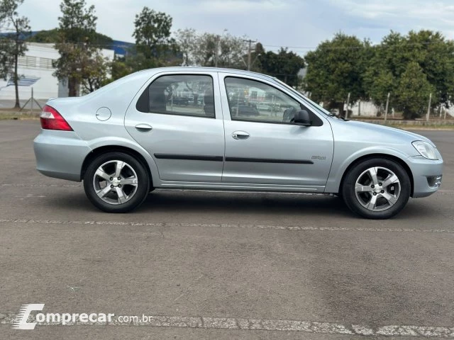 PRISMA - 1.0 MPFI VHCE MAXX 8V 4P MANUAL