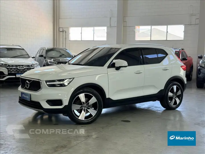 XC40 2.0 T5 GASOLINA MOMENTUM AWD GEARTRONIC