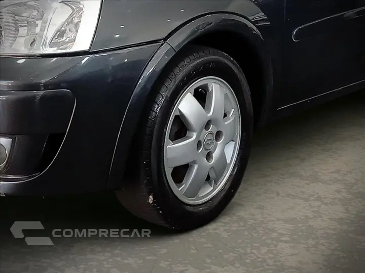 CORSA 1.4 MPFI PREMIUM SEDAN 8V FLEX 4P MANUAL