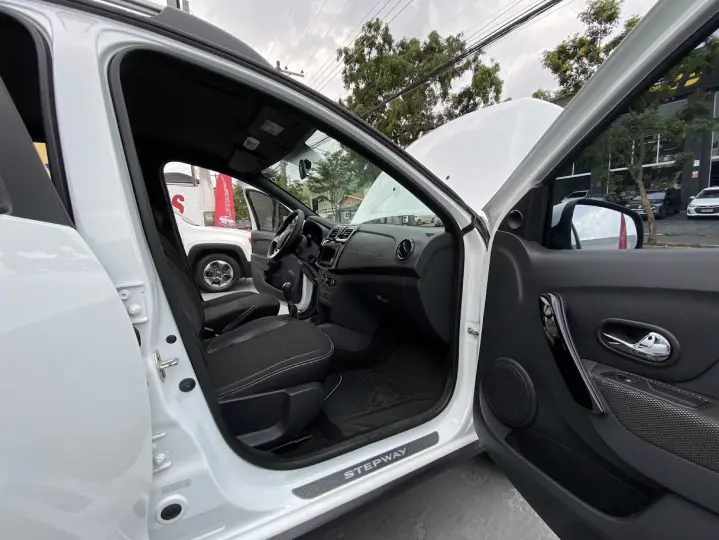 SANDERO 1.6 16V SCE Stepway ZEN