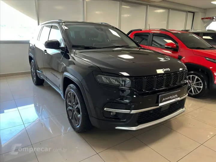 COMMANDER 1.3 T270 TURBO FLEX LONGITUDE AT6