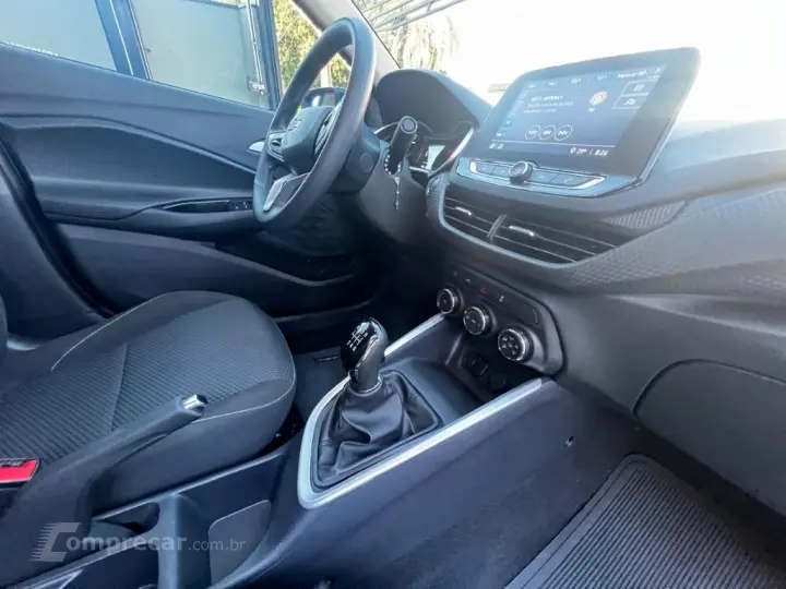 ONIX SEDAN Plus LT 1.0 12V TB Flex Mec.