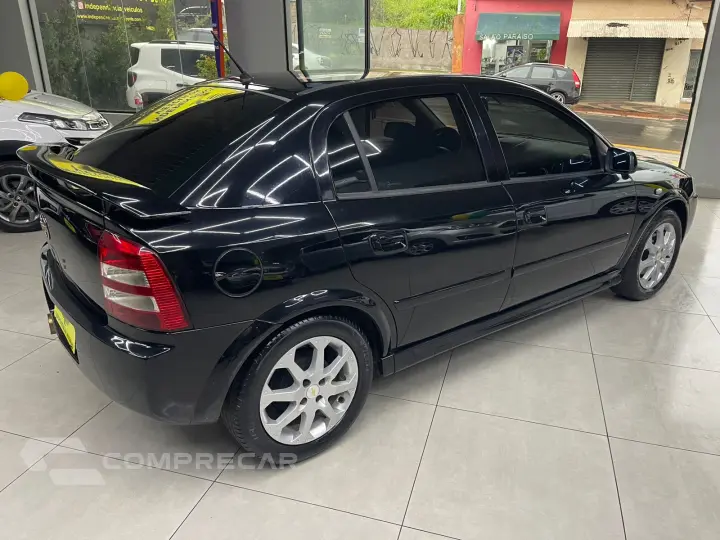 ASTRA 2.0 MPFI Advantage 8V