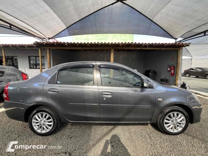 ETIOS 1.5 XLS SEDAN 16V FLEX 4P MANUAL