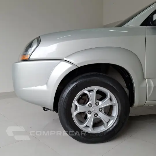 TUCSON 2.0 MPFI GLS 4X2 16V 143cv 2WD