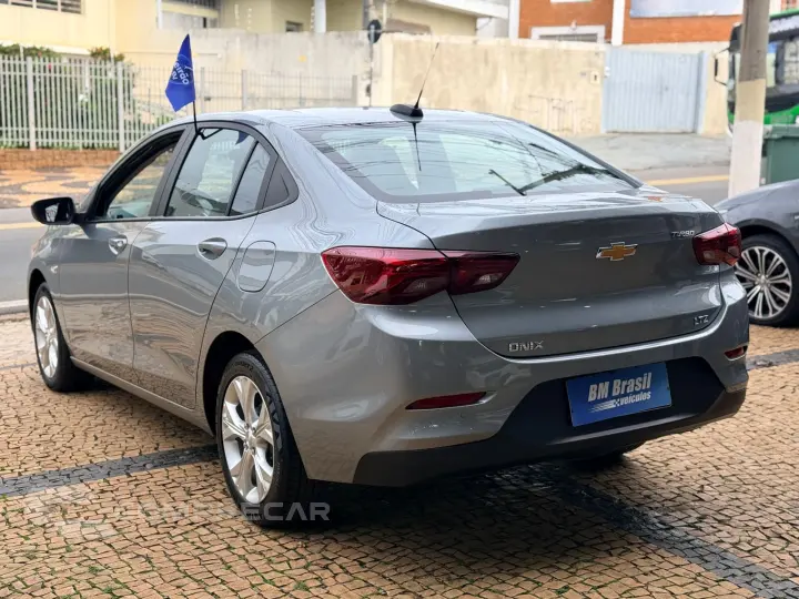 ONIX 1.0 Turbo Plus LTZ