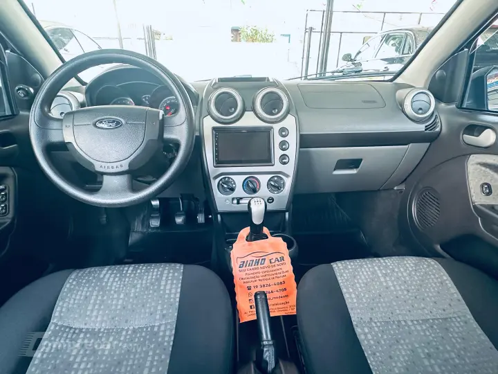 FIESTA 1.6 MPI Class Sedan 8V