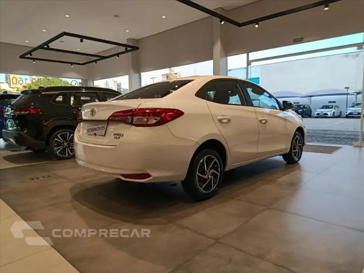 YARIS 1.5 16V FLEX SEDAN XLS CONNECT MULTIDRIVE