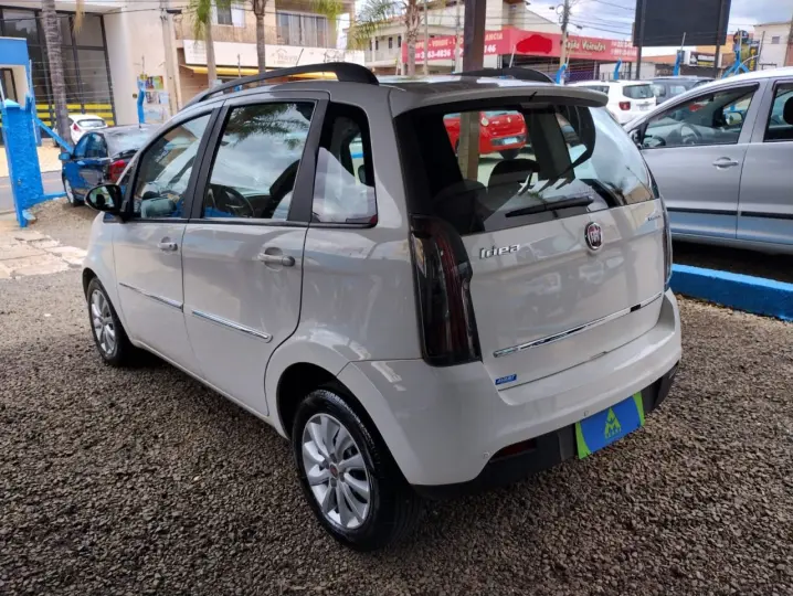 Idea 1.6 16V 4P ESSENCE FLEX