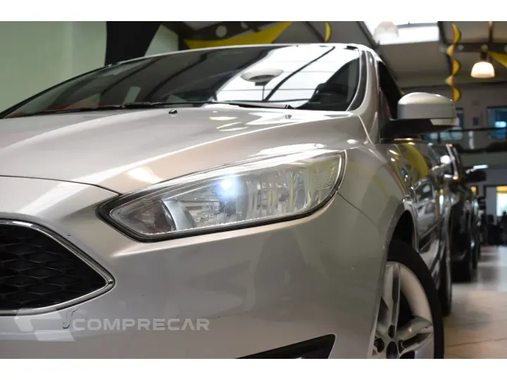 FOCUS 2.0 SE FASTBACK 16V FLEX 4P POWERSHIFT