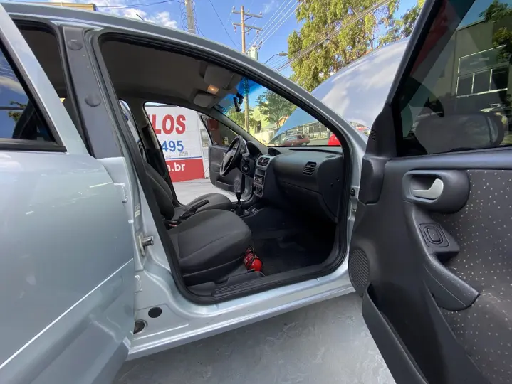 CORSA 1.4 MPFI Premium 8V