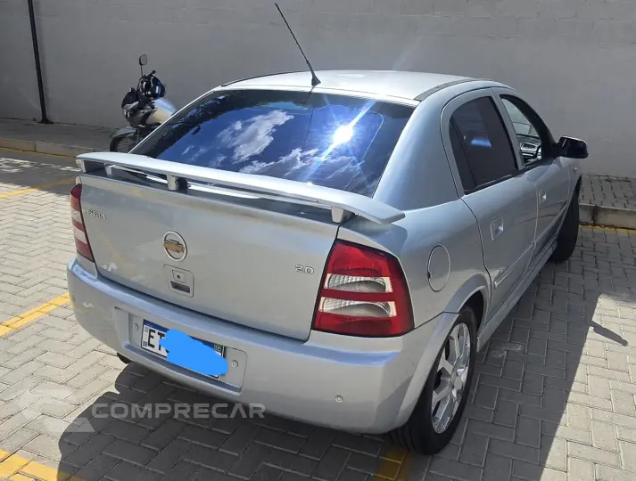 ASTRA 2.0 MPFI Advantage 8V