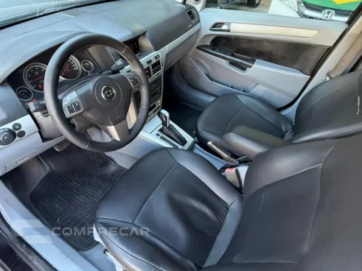 VECTRA 2.0 MPFI Elegance 8V