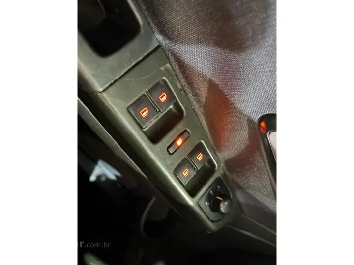 SPACEFOX 1.6 MI TREND 8V FLEX 4P MANUAL