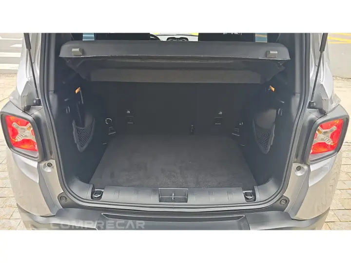 RENEGADE 1.8 16V FLEX SPORT 4P AUTOMÁTICO