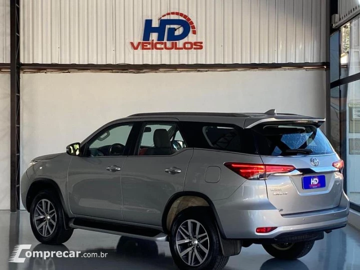 HILUX SWSRXA4FD