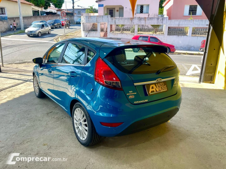 FIESTA 1.6 Titanium Hatch 16V