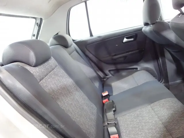 FOX - 1.0 MI 8V 4P MANUAL