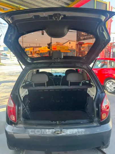 CELTA 1.0 MPFI Life 8V
