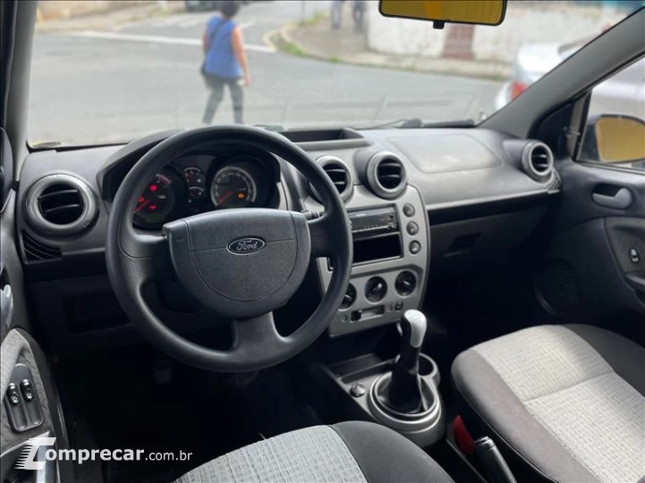 FIESTA 1.6 SE Sedan 16V