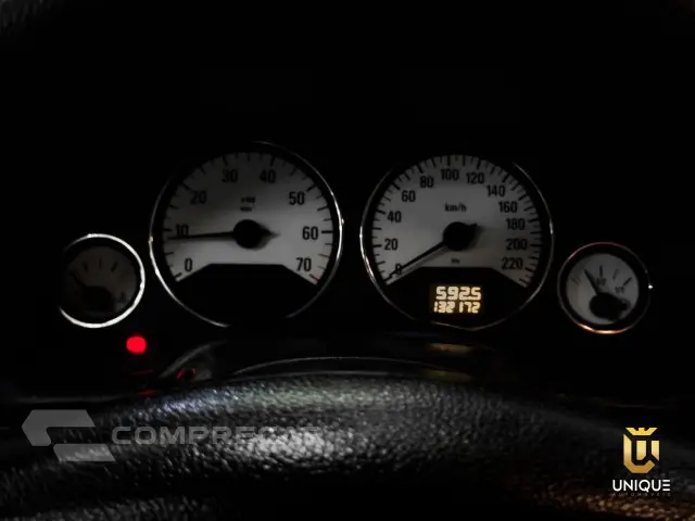 ASTRA HATCH - 2.0 MPFI ADVANTAGE 8V 4P MANUAL