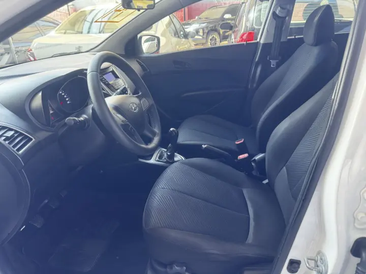 HB 20 Hatch 1.6 16V 4P FLEX COMFORT