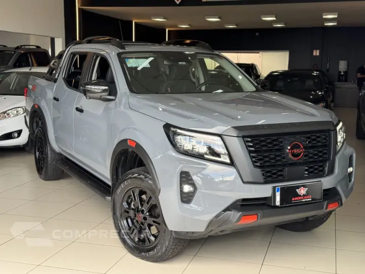 Frontier 2.3 16V PRO4X CABINE DUPLA 4X4 BI-TURBO DIESEL AUTO