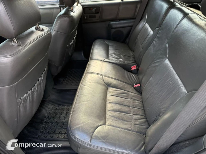 BLAZER 4.3 SFI DLX EXECUTIVE