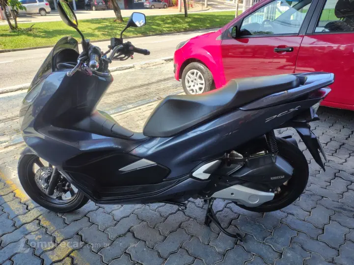 PCX 150 DLX