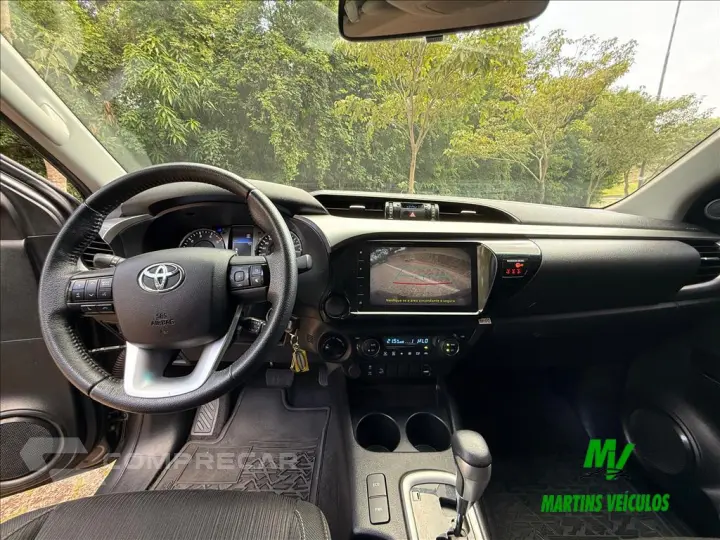 HILUX 2.8 D-4D TURBO DIESEL CD SR 4X4 AUTOMÁTICO