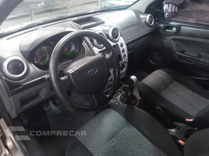 FIESTA 1.6 8V FLEX 4P MANUAL
