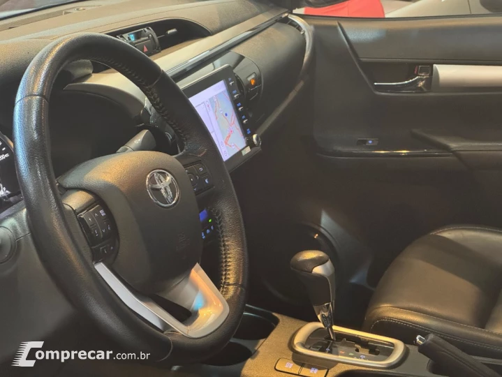 HILUX 2.8 D-4D TURBO DIESEL CD SRV 4X4 AUTOMÁTICO
